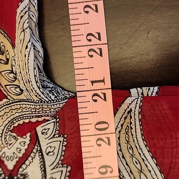 Chico’s Red Shear Tunic Blouse cinched @Waist sz 1 - Picture 8 of 10